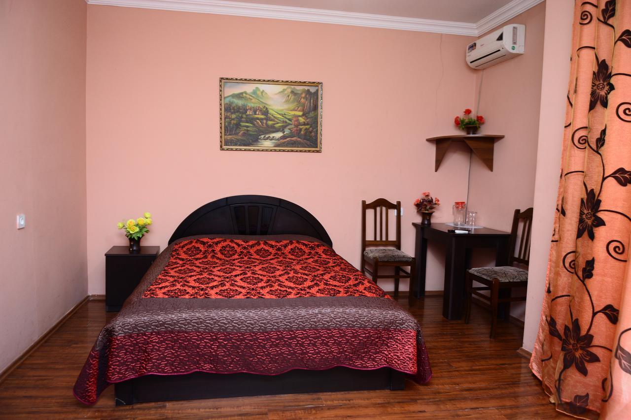 Отель Kvareli Тбилиси Экстерьер фото